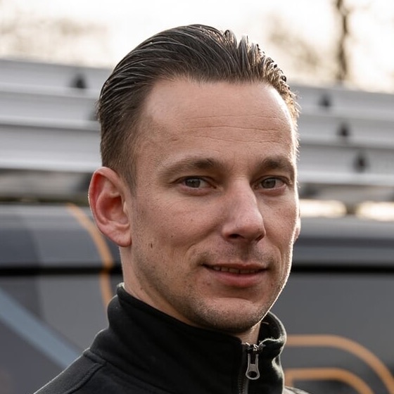 Jonne den Hertog van Duke Elektric voor zijn bedrijfsbus